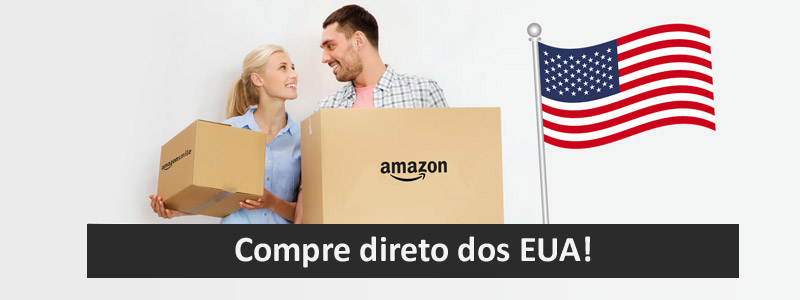 Casal com caixas de produtos